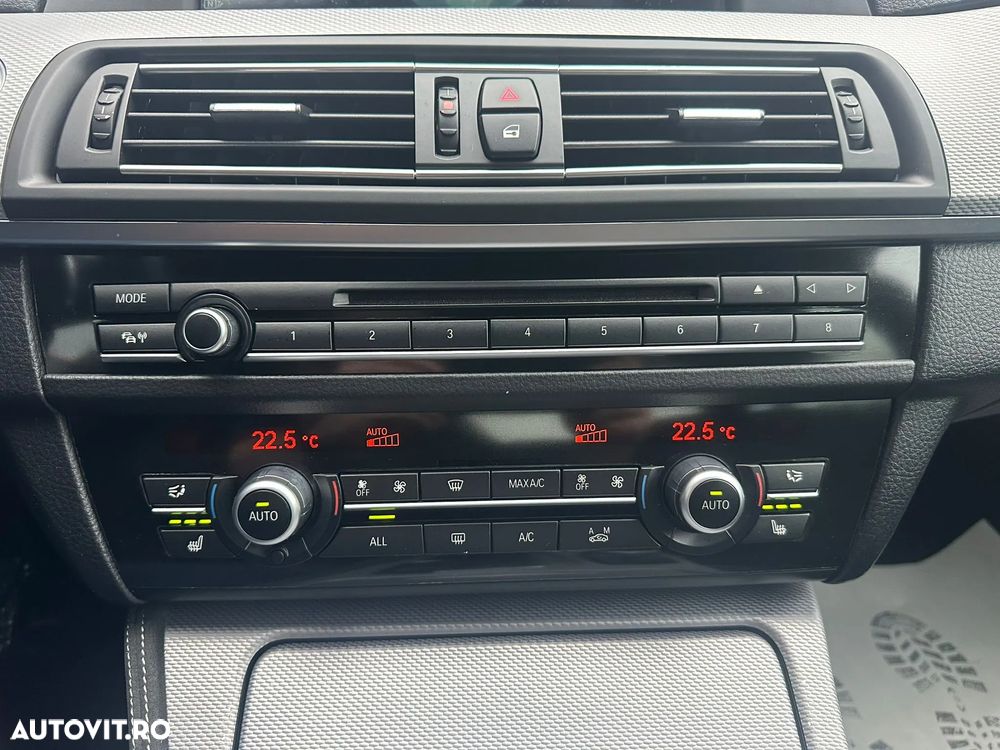 BMW Seria 5 525d Touring Sport-Aut. - 15