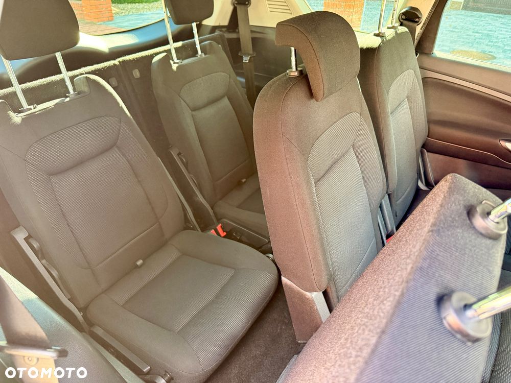 Ford S-Max - 15