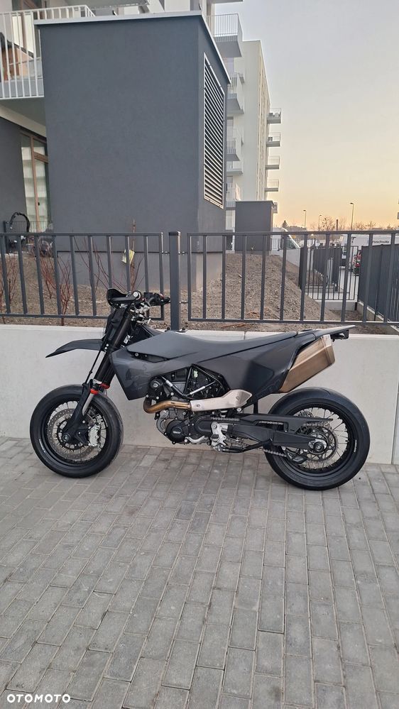 Husqvarna 701 - 3