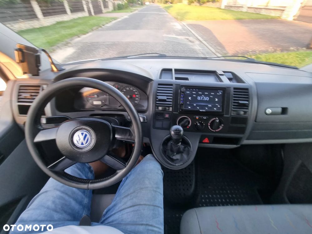 Volkswagen Transporter T5 - 8