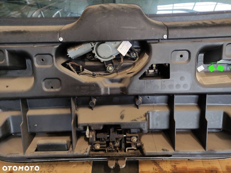 KOMPLETNY TYŁ KLAPA ZDERZAK MERCEDES W168 761 - 4