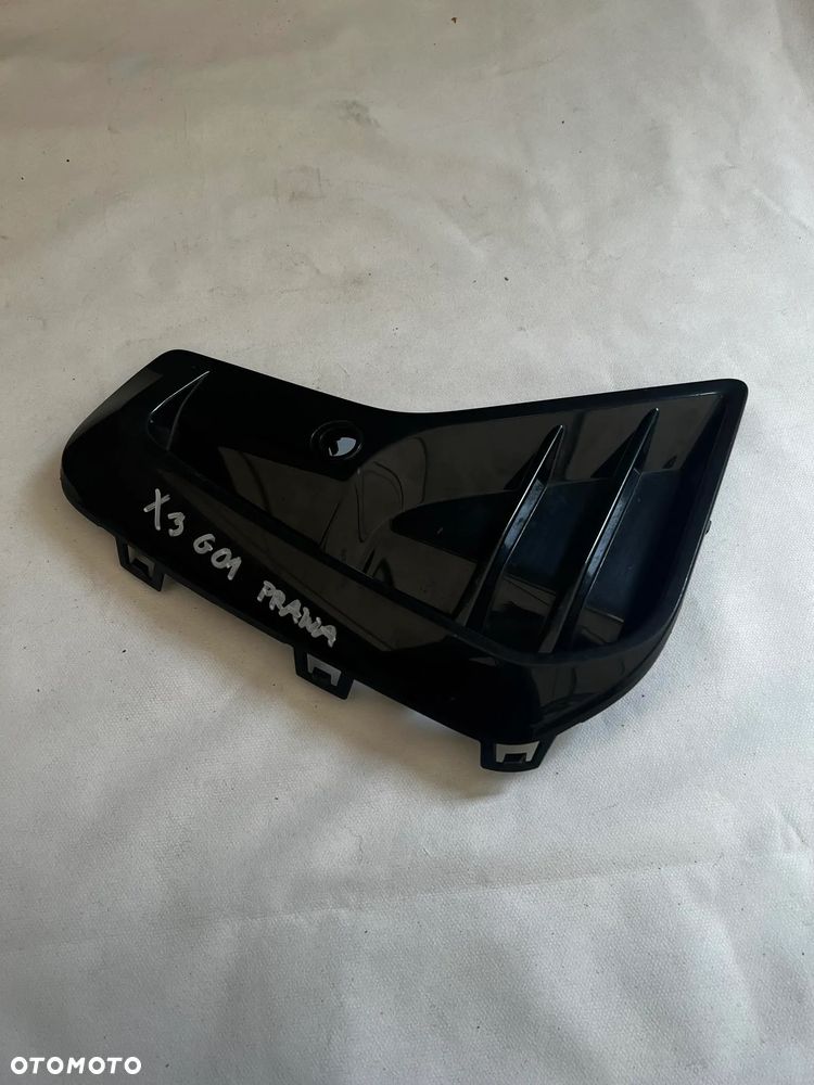 BMW G01 X3 - PRAWA KRATKA ZDERZAKA PRZEDNIEGO - 51118081202 773828-10 - 1