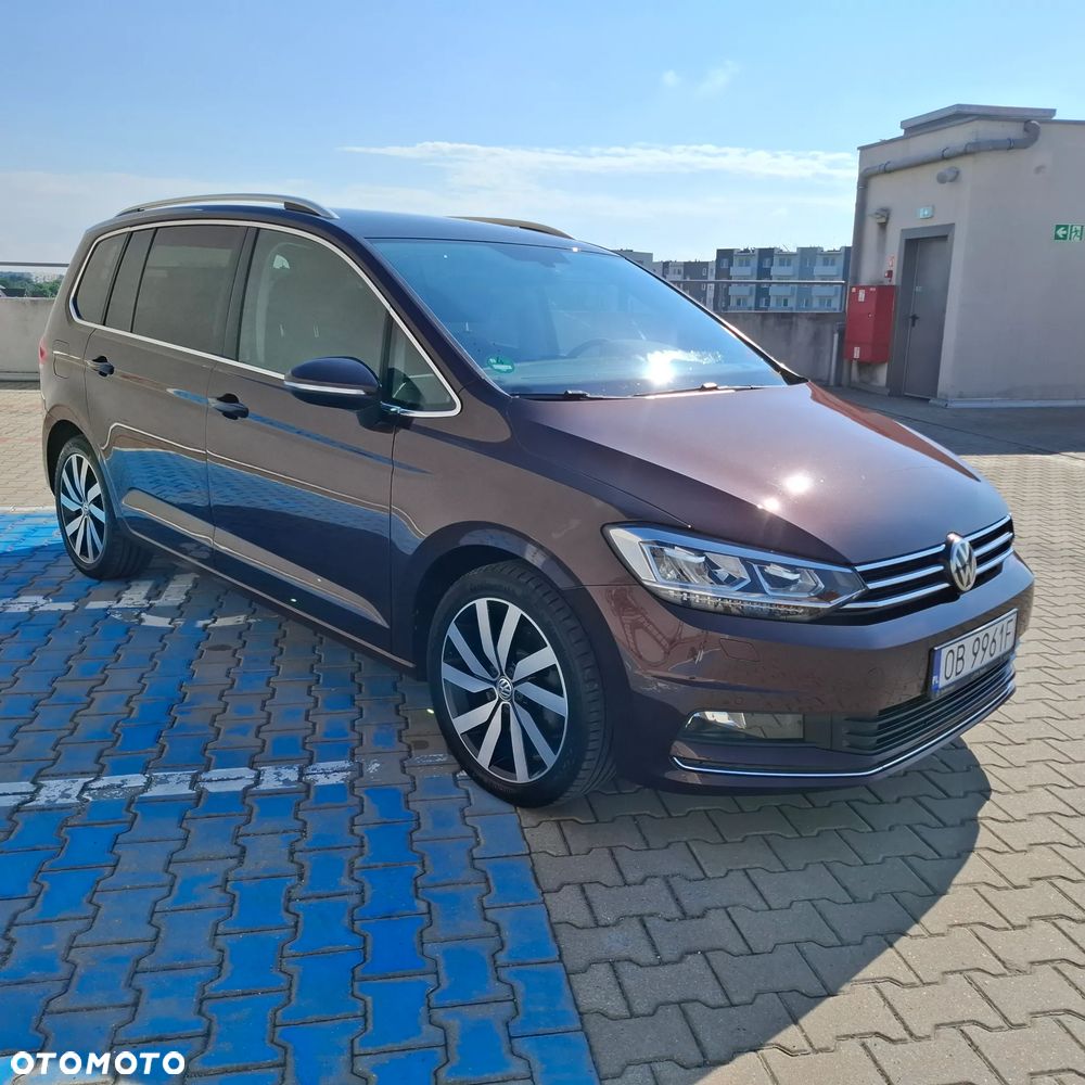 Volkswagen Touran - 9