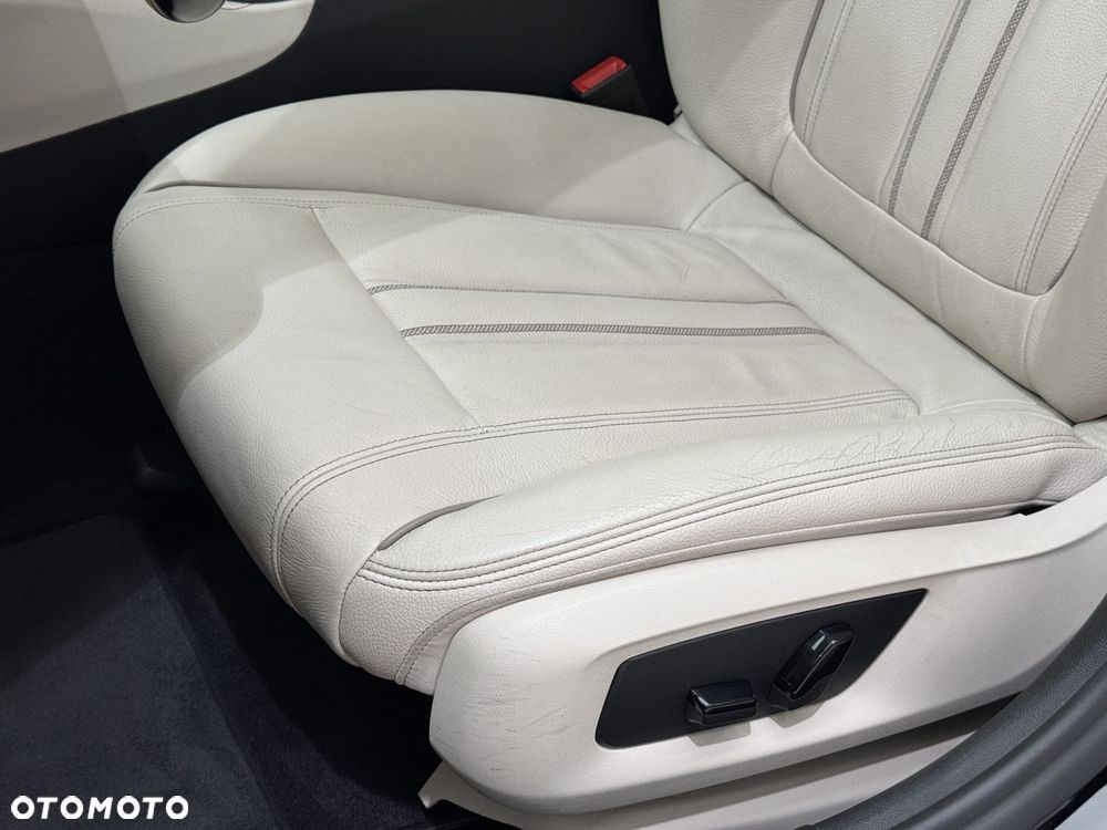 BMW Seria 5 - 11