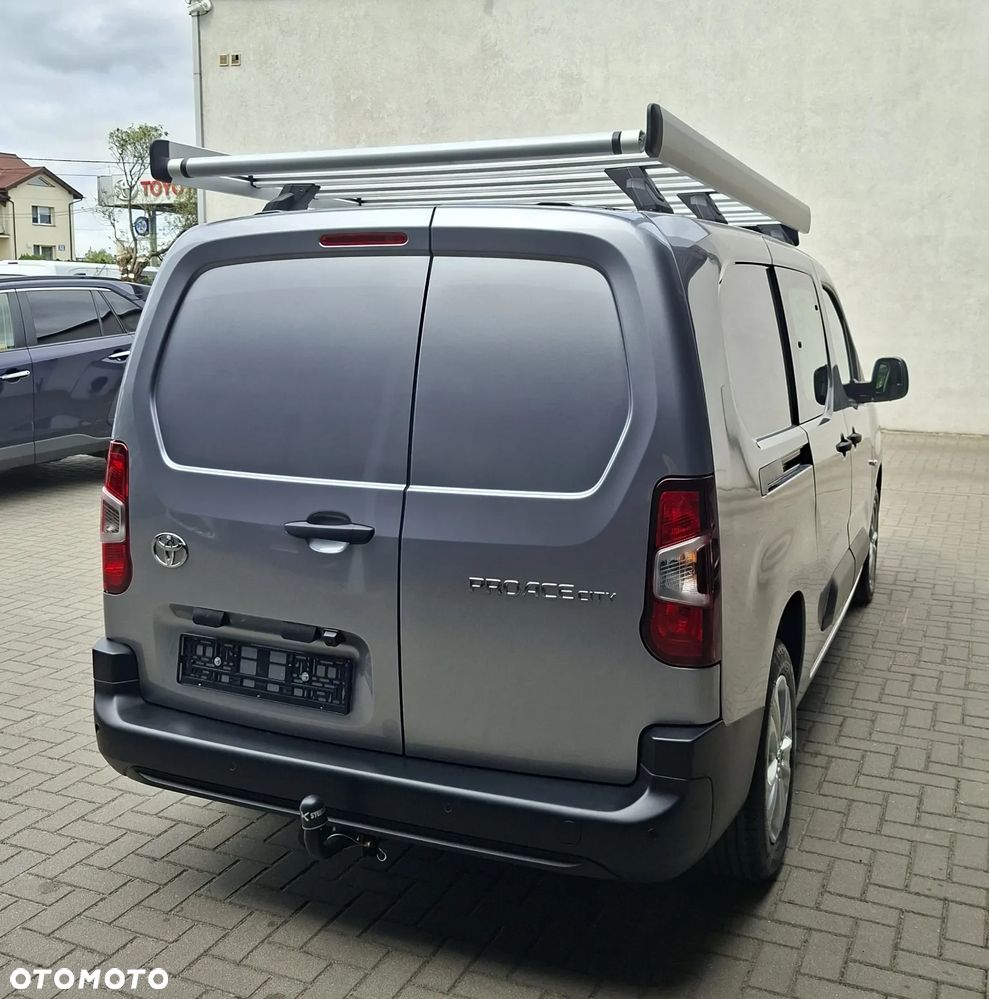 Toyota Proace City - 11