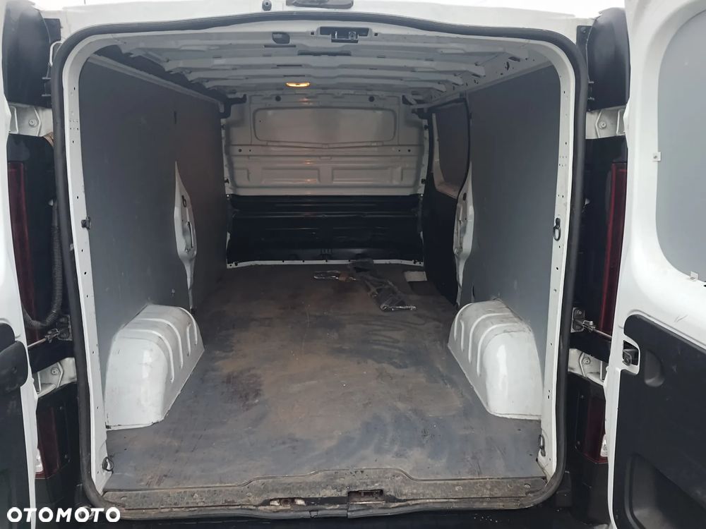 Opel Vivaro - 37