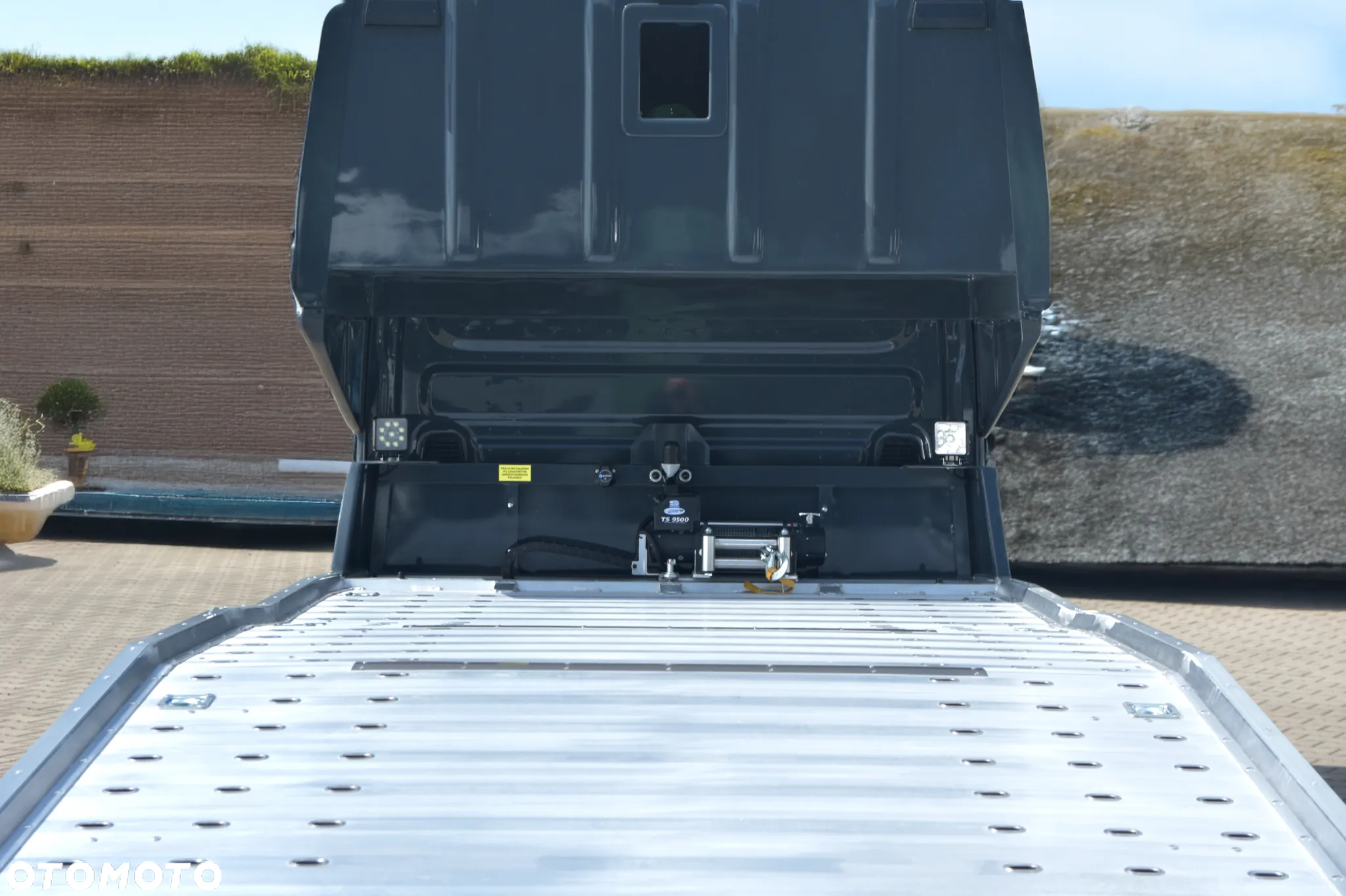 Iveco Daily autolaweta 180KM zabudowa Spojkar spanie z tyłu - 4