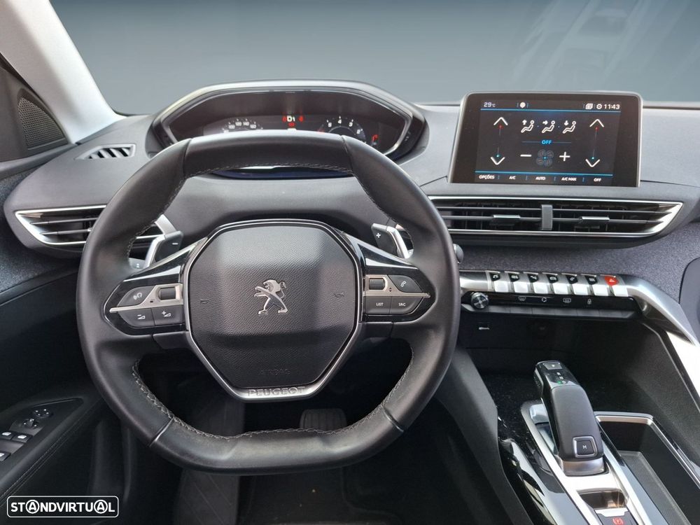 Peugeot 3008 1.2 PureTech Allure EAT8 - 17