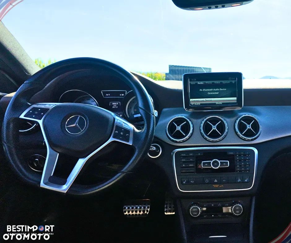 Mercedes-Benz GLA 250 4-Matic - 12