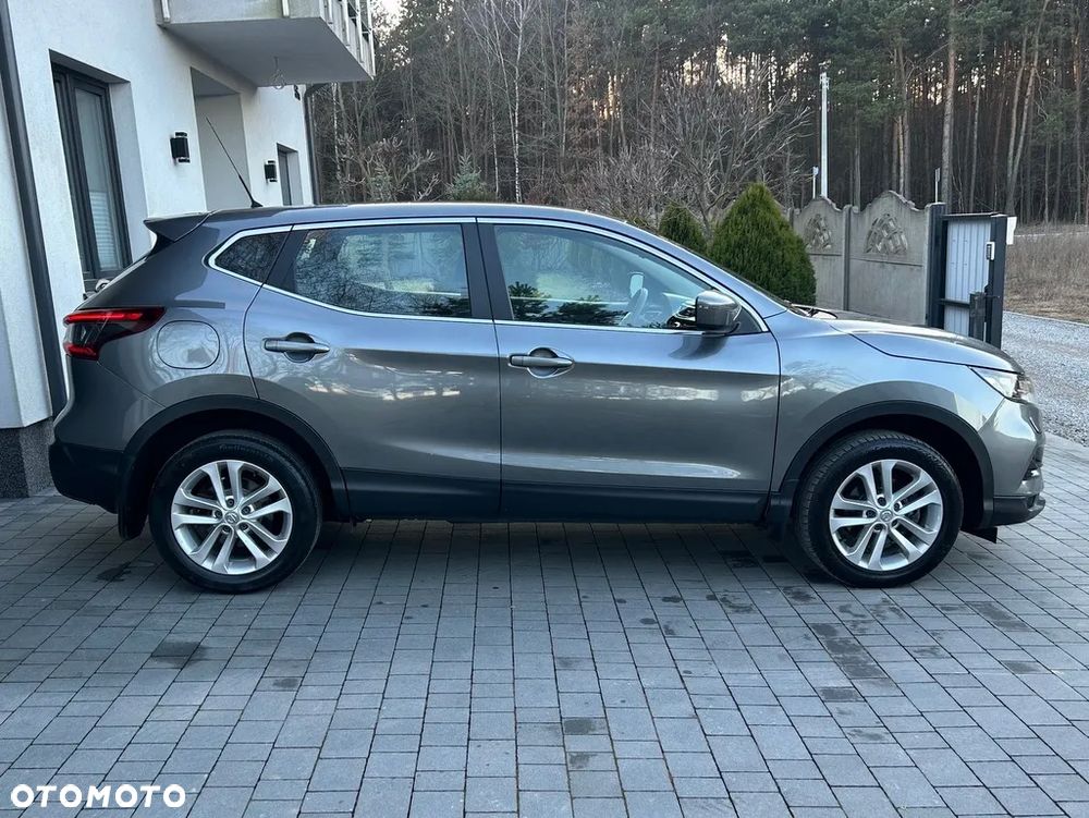 Nissan Qashqai - 11