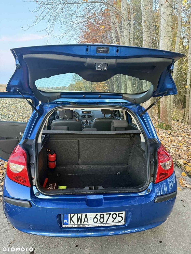 Renault Clio - 7