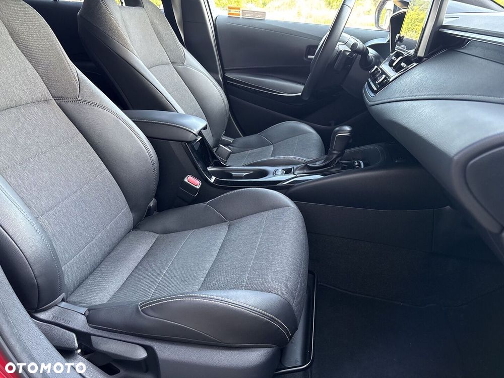 Toyota Corolla 2.0 Hybrid Comfort - 7