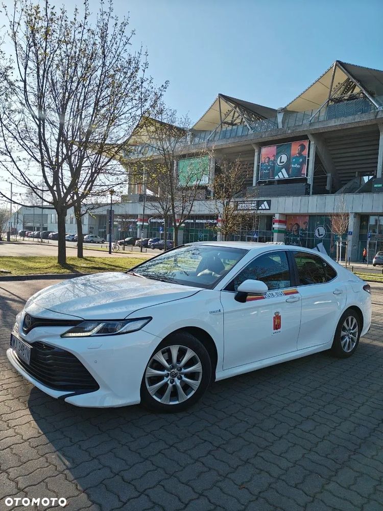 Toyota Camry 2.5 Hybrid Comfort CVT - 6