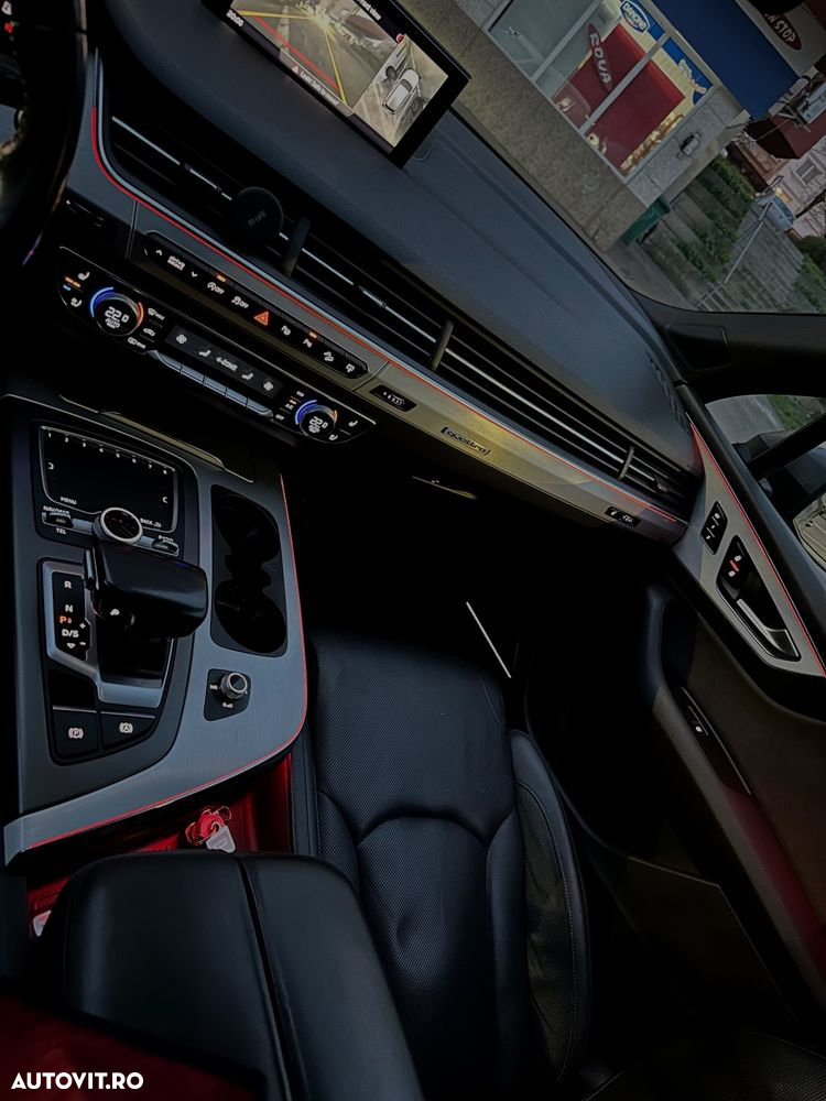 Audi Q7 - 12