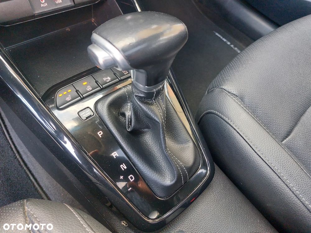 Kia Stonic 1.0 T-GDI DCT OPF Platinum Edition - 15