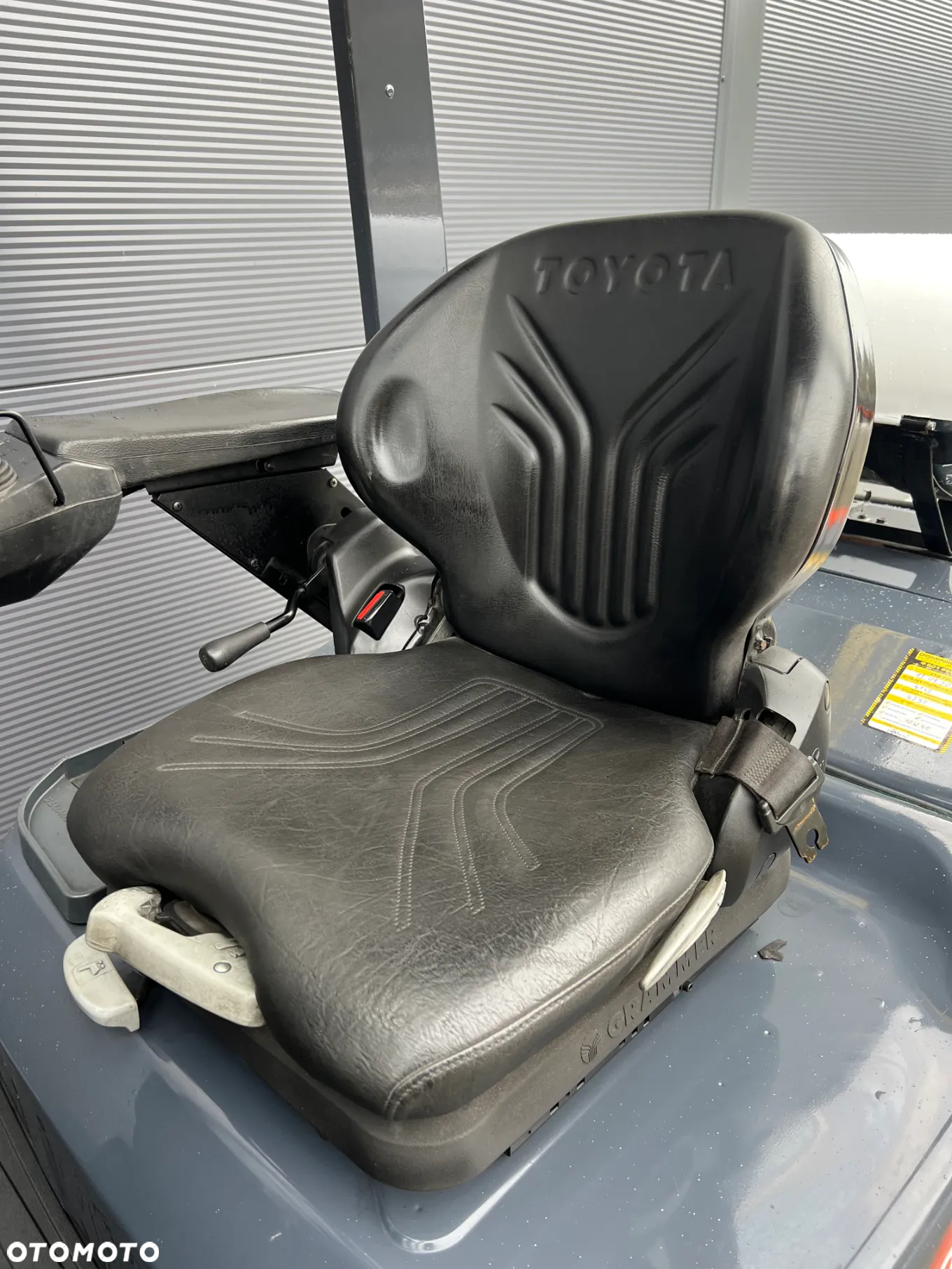 Toyota 02-8FGF25 - 8