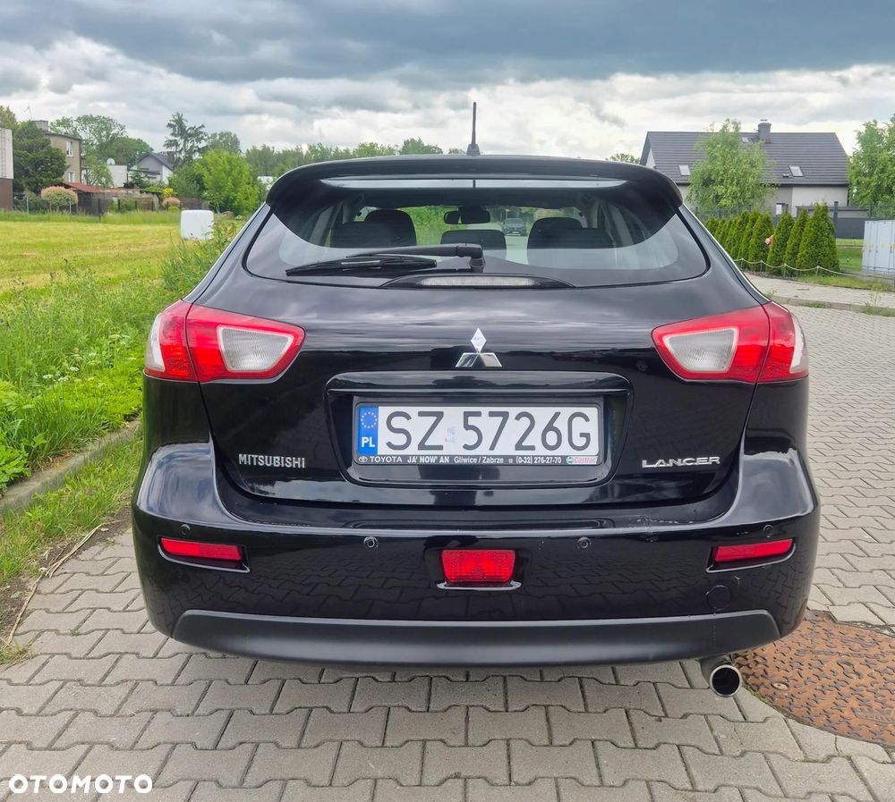 Mitsubishi Lancer 1.8 Intense - 9