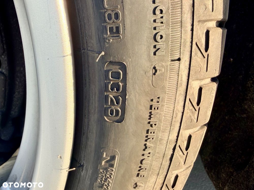 BMW Seria 5 525d xDrive Sport-Aut - 27