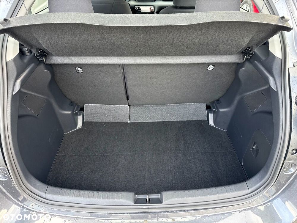 Toyota Yaris Hybrid 1.5 Comfort - 18