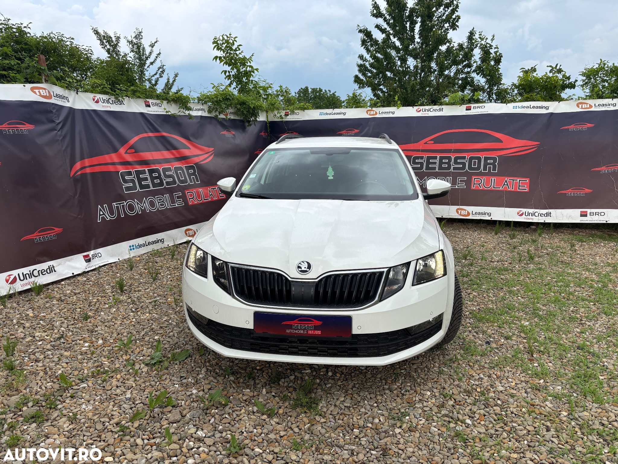 Skoda Octavia - 2