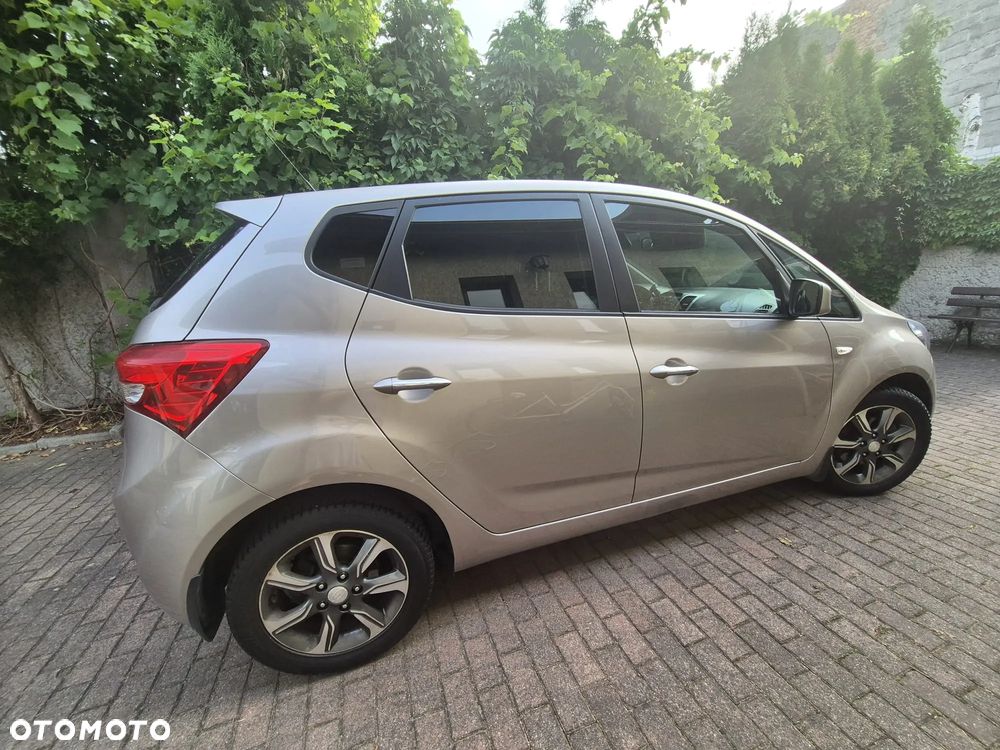 Hyundai ix20 1.6 BlueDrive Comfort - 2