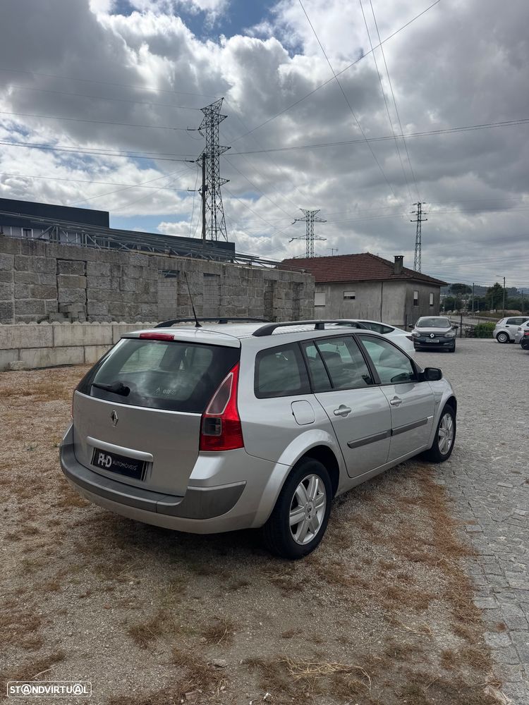 Renault Mégane Break 1.5 dCi Privilège Luxe - 4