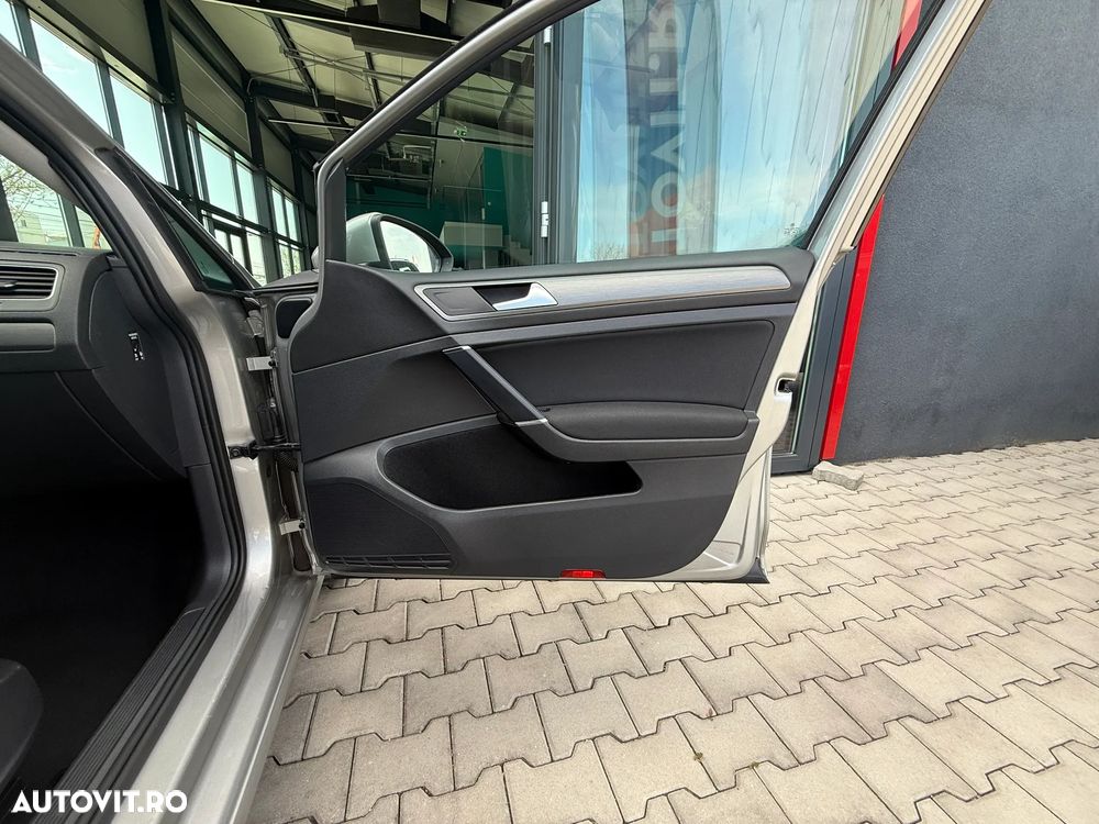 Volkswagen Golf 1.2 TSI BlueMotion Technology Comfortline - 16