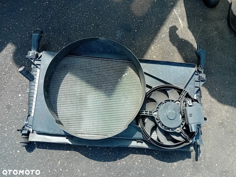 Chłodnica Ford Transit MK7  2,4 TDCI !!WYSYŁKA!! - 2