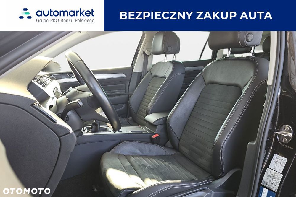 Volkswagen Passat - 11