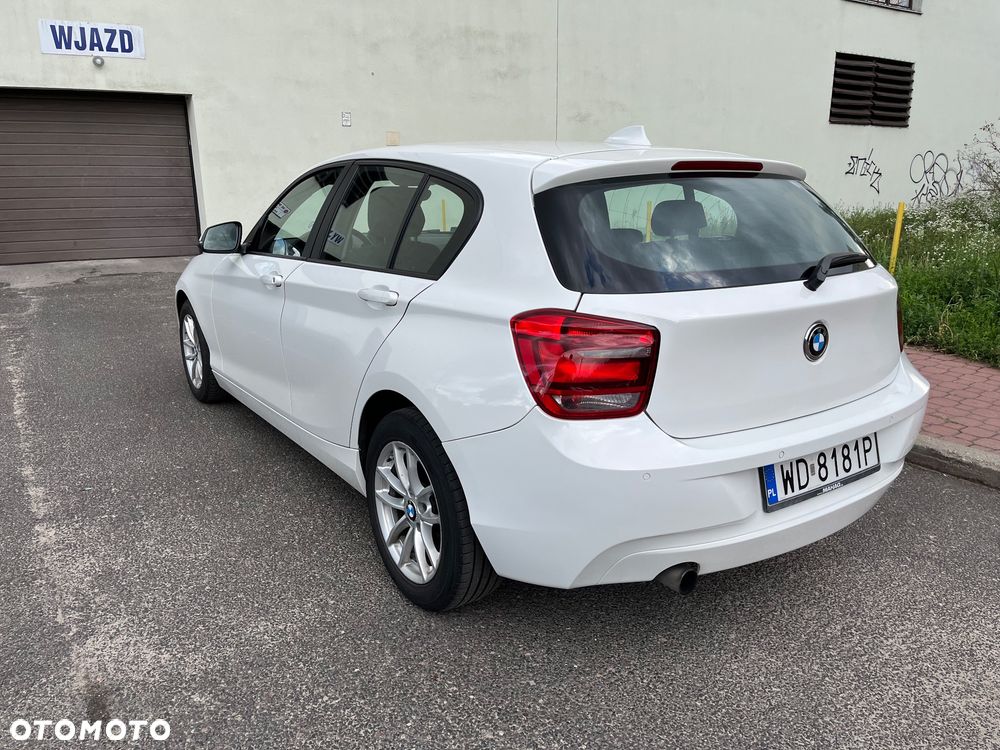 BMW Seria 1 114i - 8