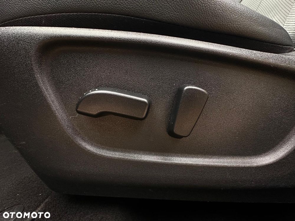 Nissan Qashqai 1.2 DIG-T Tekna EU6 - 13