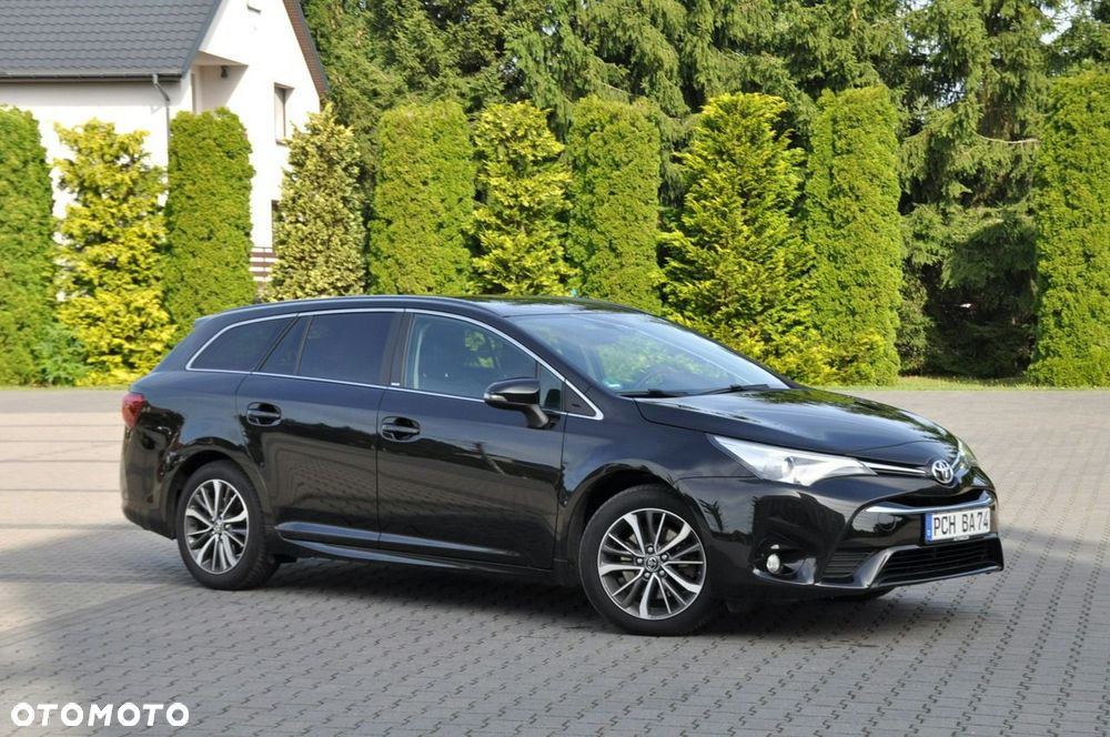 Toyota Avensis - 4
