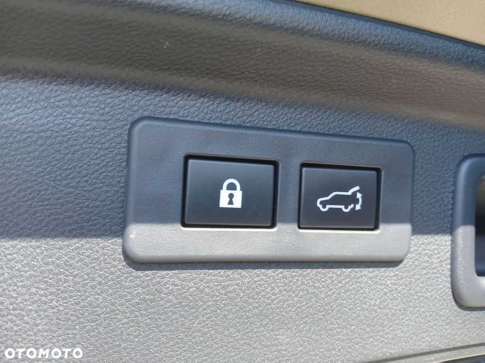 Subaru Forester 2.0i-L Platinum (EyeSight) Lineartronic - 31