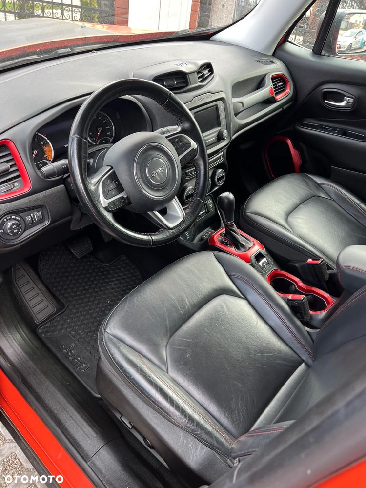 Jeep Renegade - 14