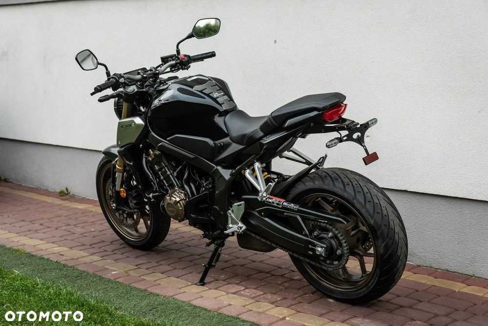 Honda CB - 4