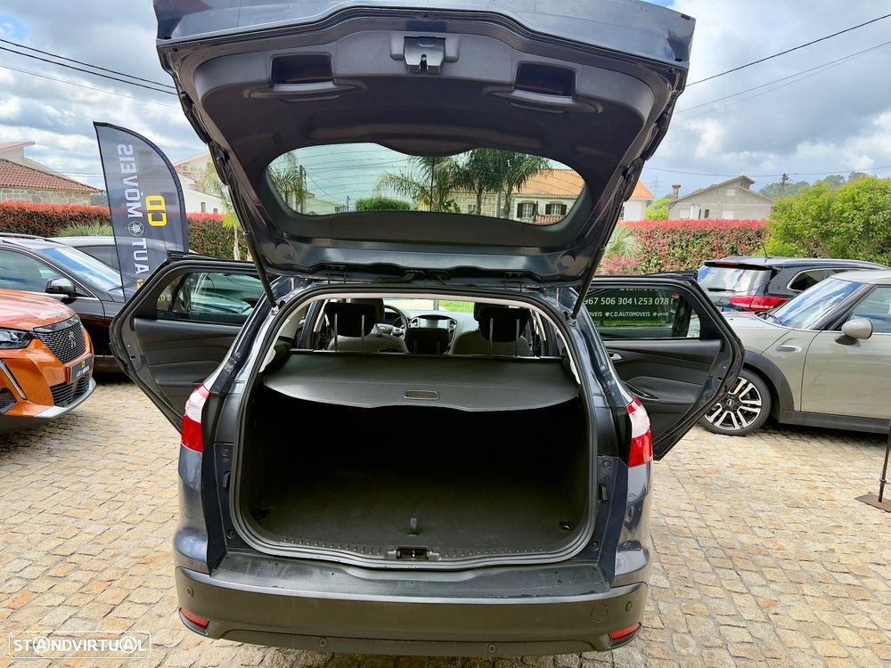 Ford Focus SW 1.6 TDCi Titanium - 54