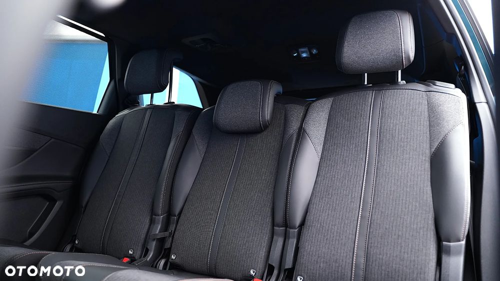 Peugeot 5008 - 35
