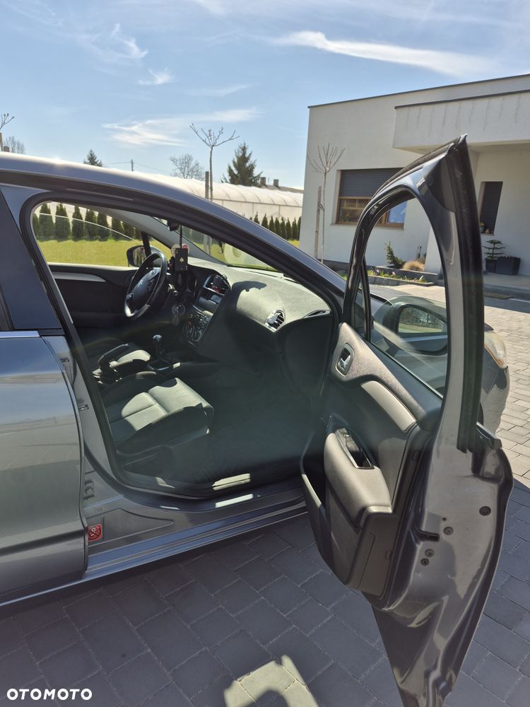 Citroën C4 VTi 120 Attraction - 15