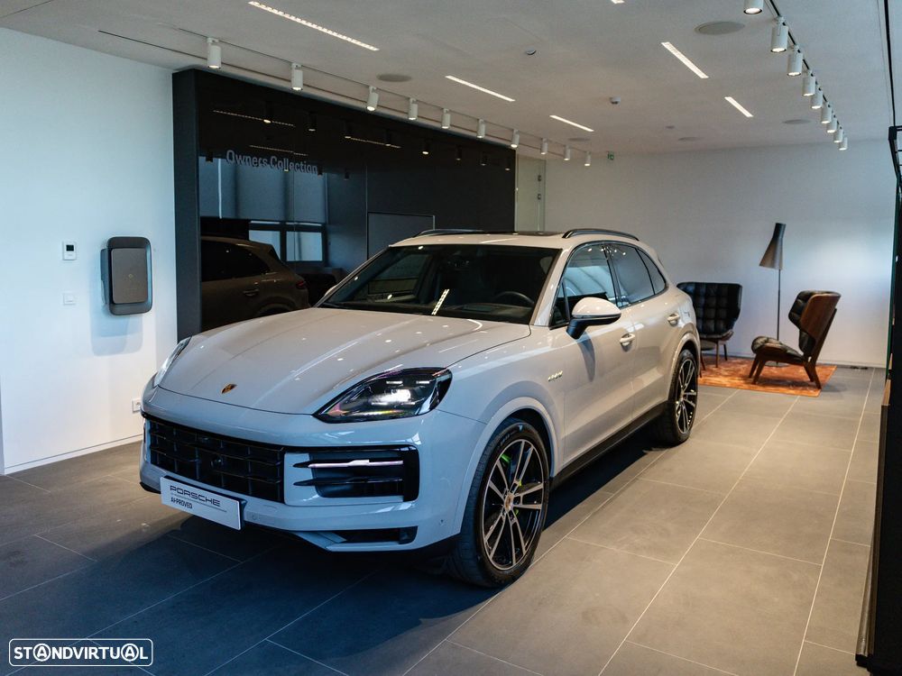 Porsche Cayenne E-Hybrid - 2