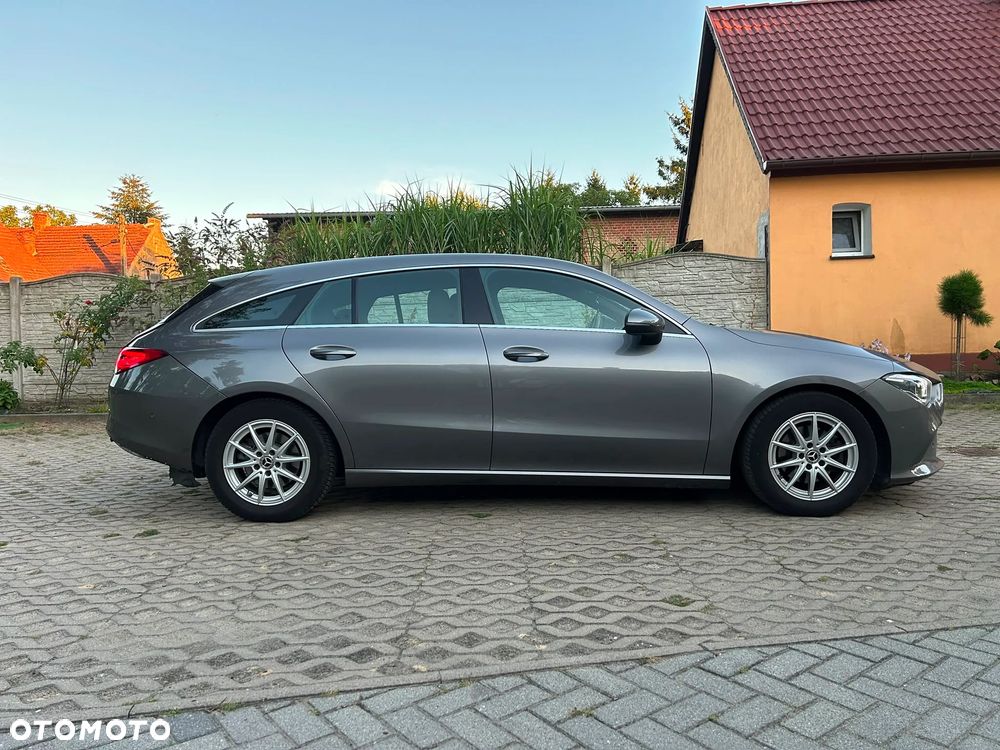 Mercedes-Benz CLA 180 7G-DCT Edition 2021 - 4