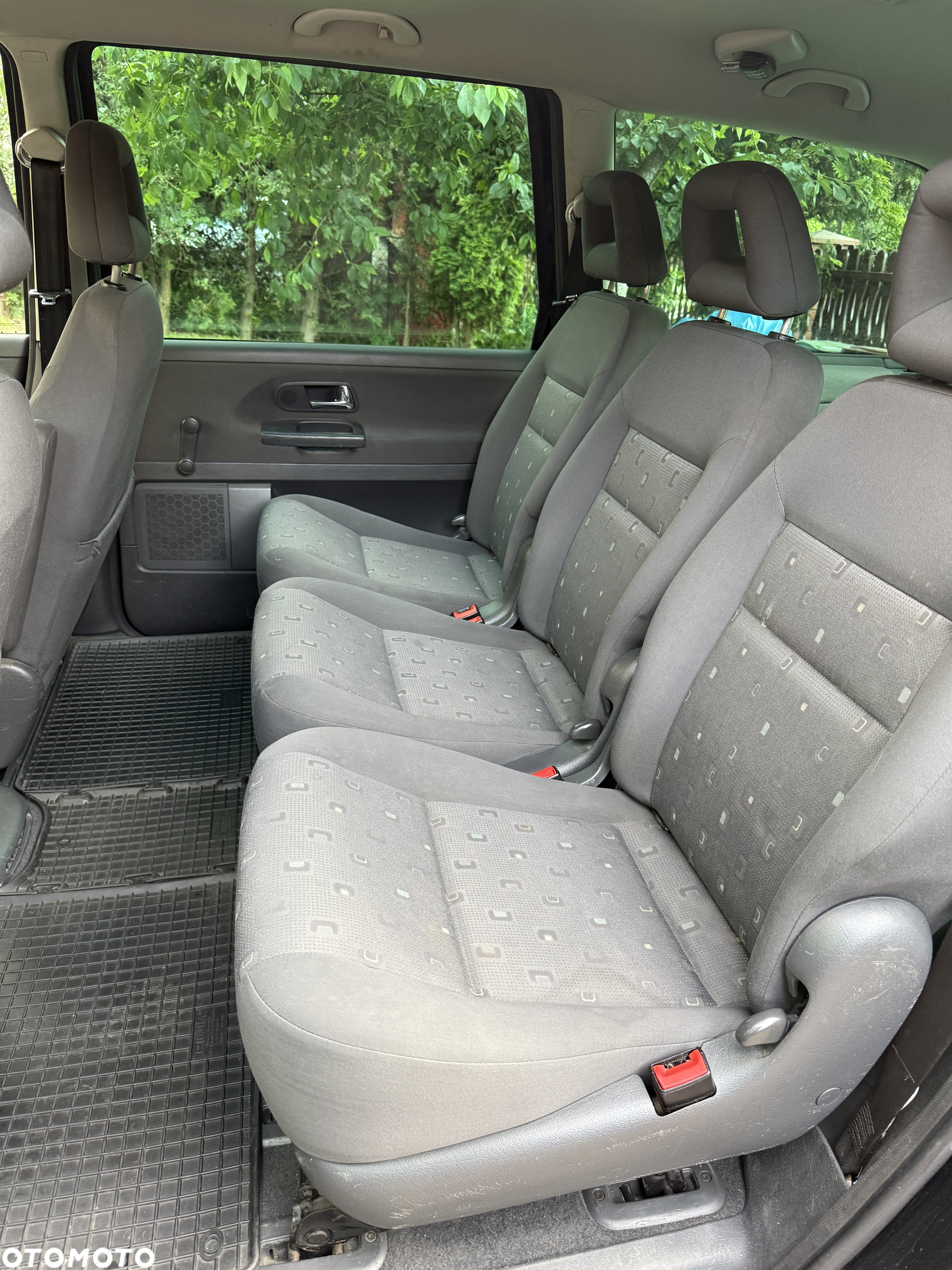 Volkswagen Sharan 1.9 TDI Basis - 2