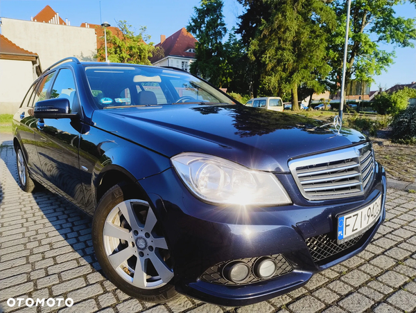 Mercedes-Benz Klasa C 200 CDI BlueEff Avantgarde