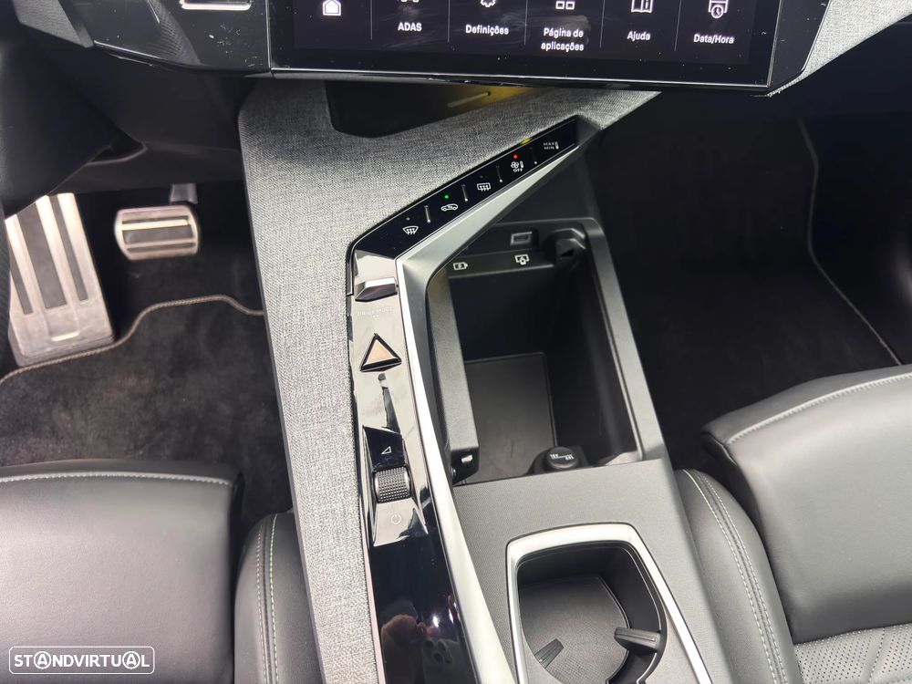 Peugeot E-5008 GT - 48