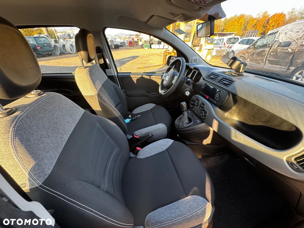 Fiat Panda 1.0 Hybrid Trussardi - 24