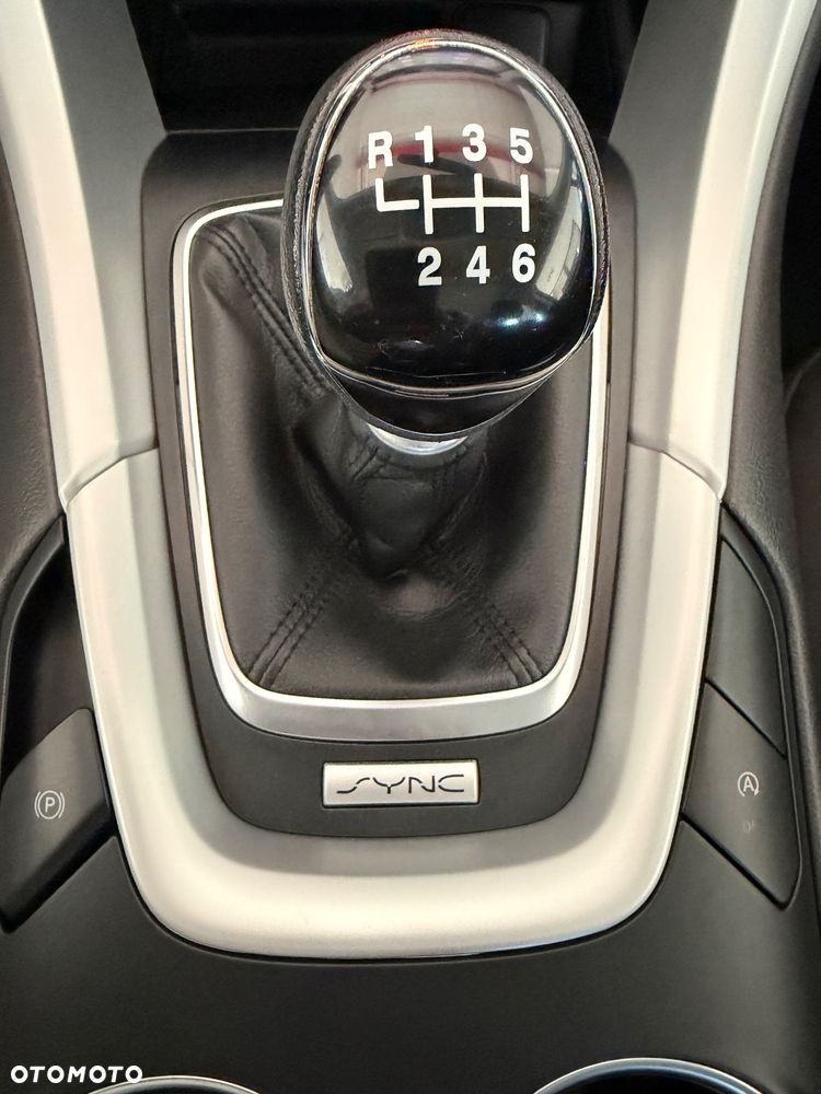 Ford Mondeo - 18
