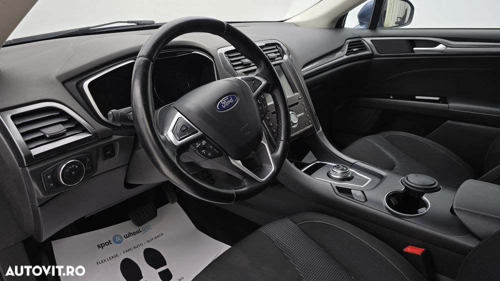 Ford Mondeo - 13
