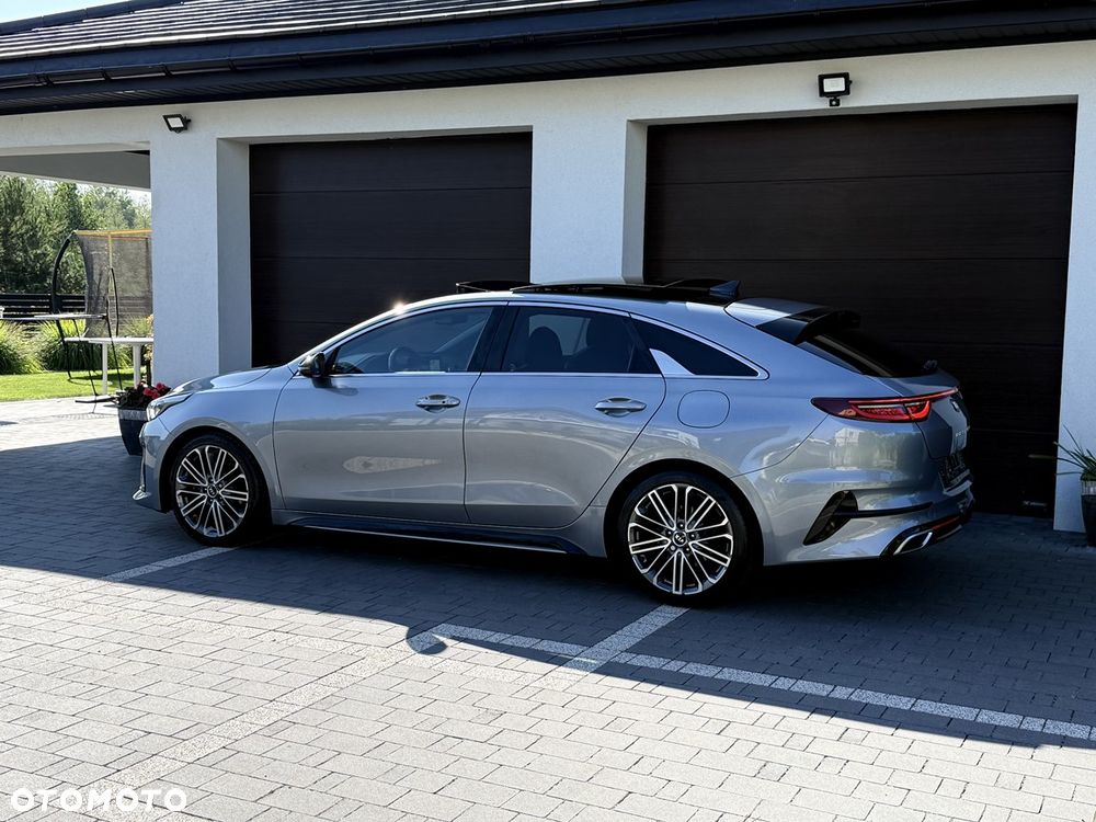 Kia ProCeed 1.5 T-GDI DCT7 OPF GT LINE - 4
