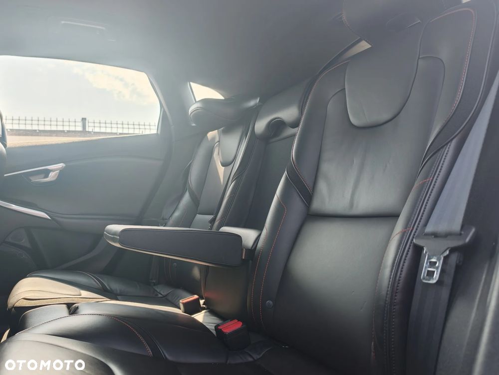 Volvo V40 - 17