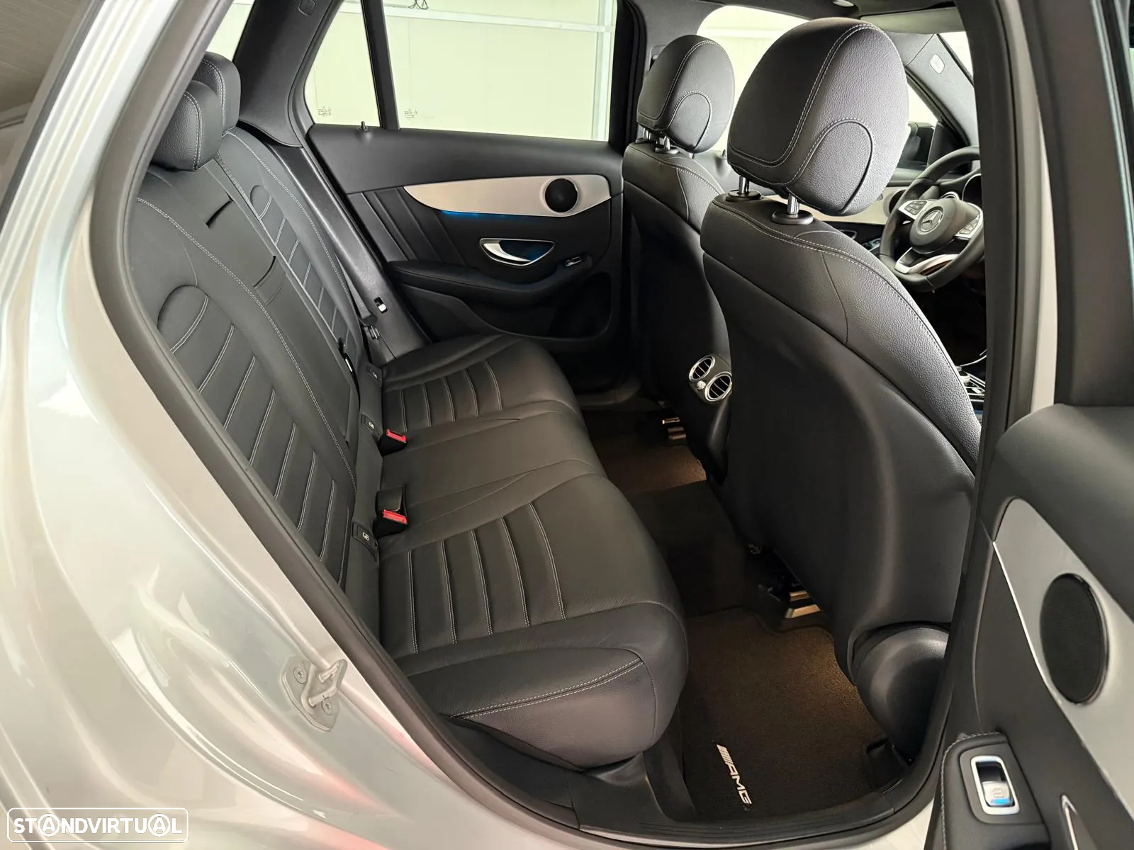 Mercedes-Benz GLC 250 d 4Matic 9G-TRONIC AMG Line - 52