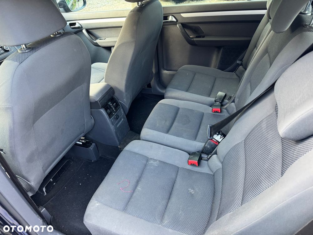 Volkswagen Touran 1.6 TDI DPF BlueMotion Technology Life - 8